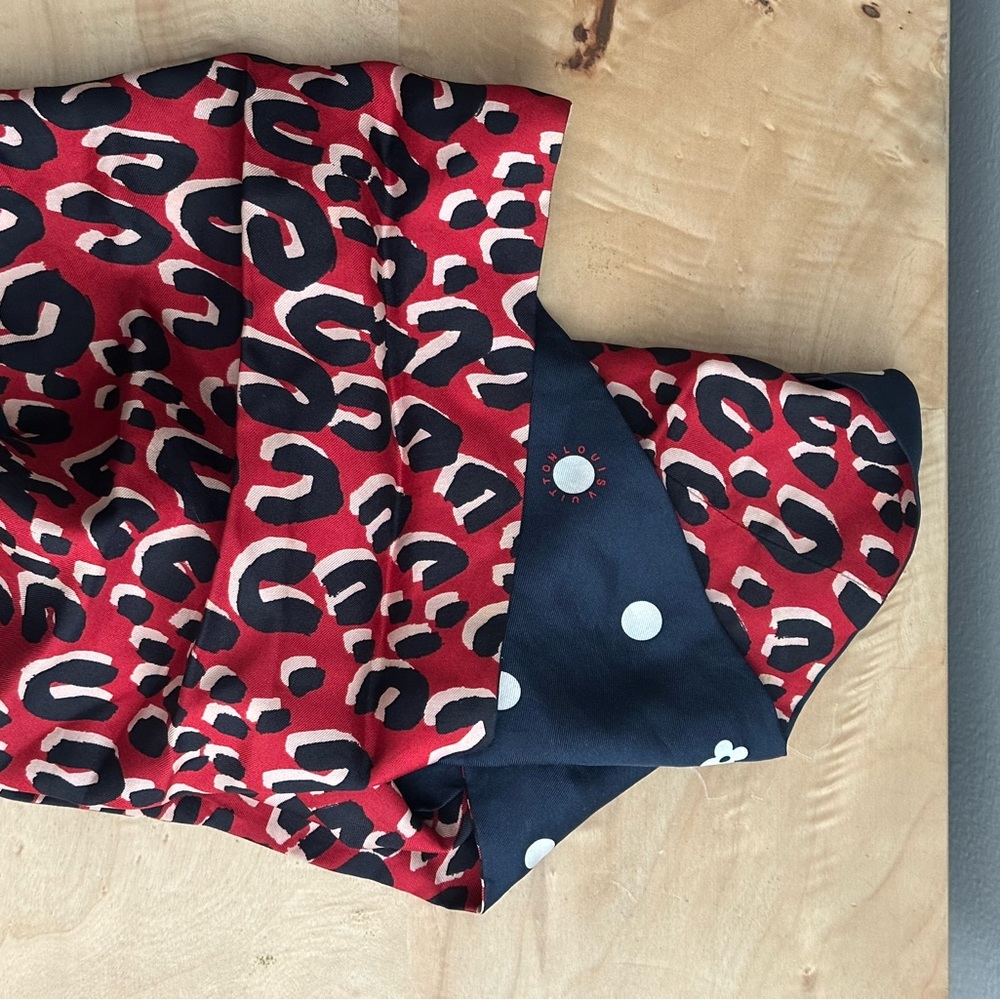 Louis Vuitton Red and Blue Polka Dot and Leopard Print Scarf - Picture 3 of 6